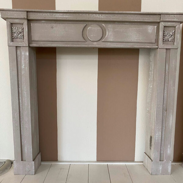 CORNICE IN LEGNO TORTORA