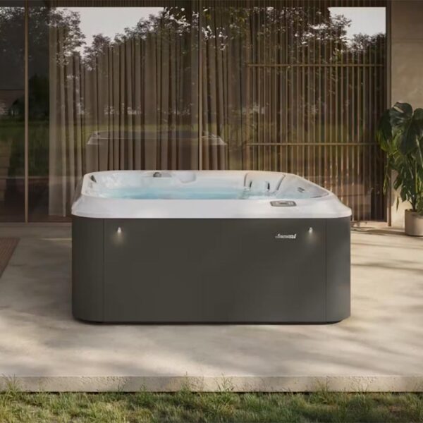 promo vasca idromassaggio jacuzzi Omnia Progetto Verde Santarcangelo Rimini