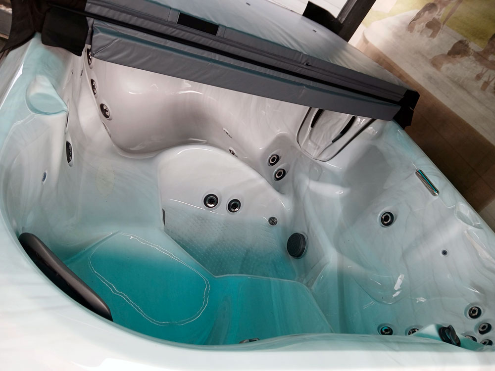 promo vasca idromassaggio jacuzzi J235 Progetto Verde Santarcangelo Rimini